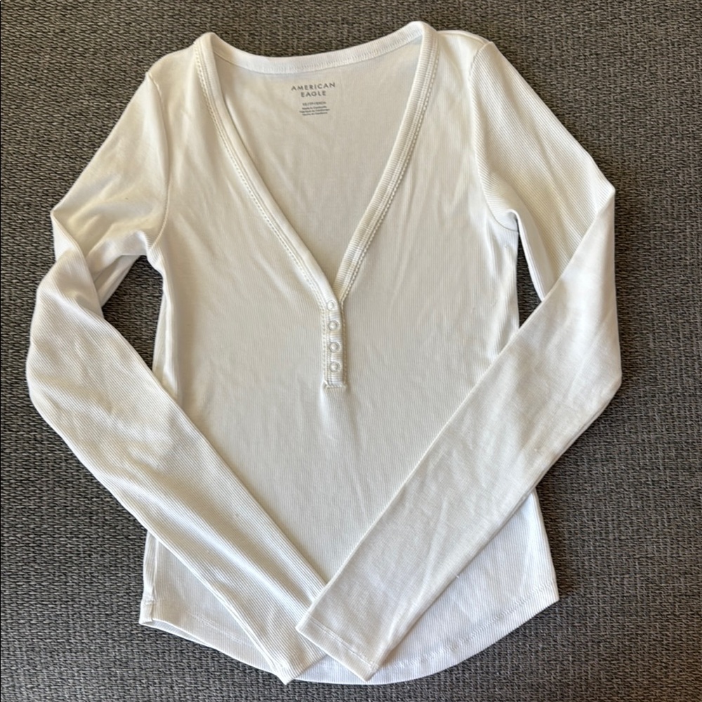 American Eagle Outfitters Women's White Long Sleeve Top